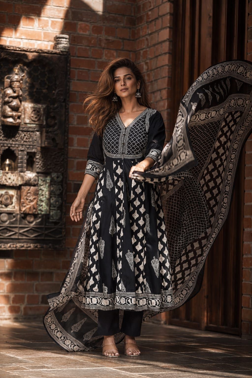 Black Printed Flared Cotton Kurta Pant Dupatta Set, view 5