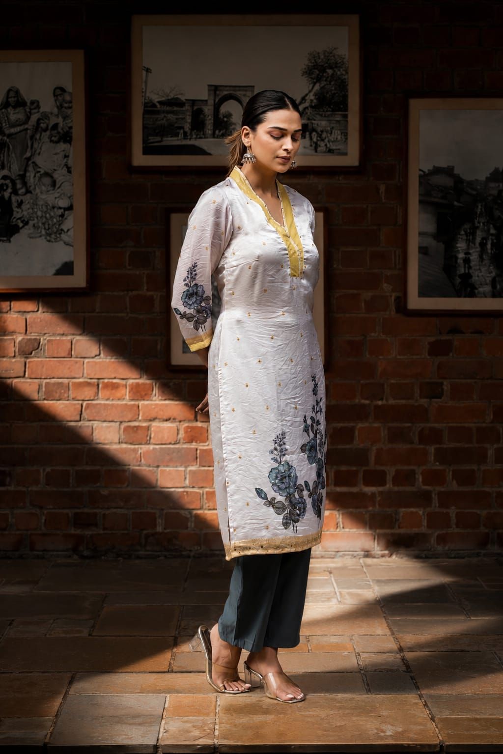 Blue Floral Printed Fendy Silk Straight Kurta Pant Set, view 8