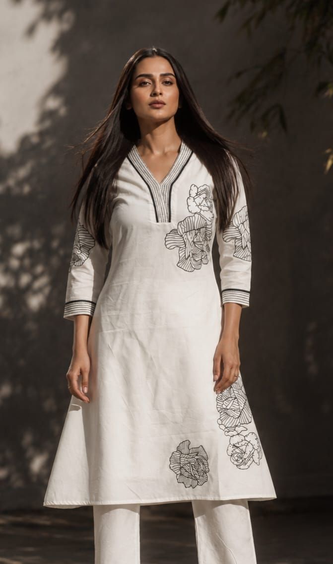 White & Black Printed Cotton Satin Kurta, view 1