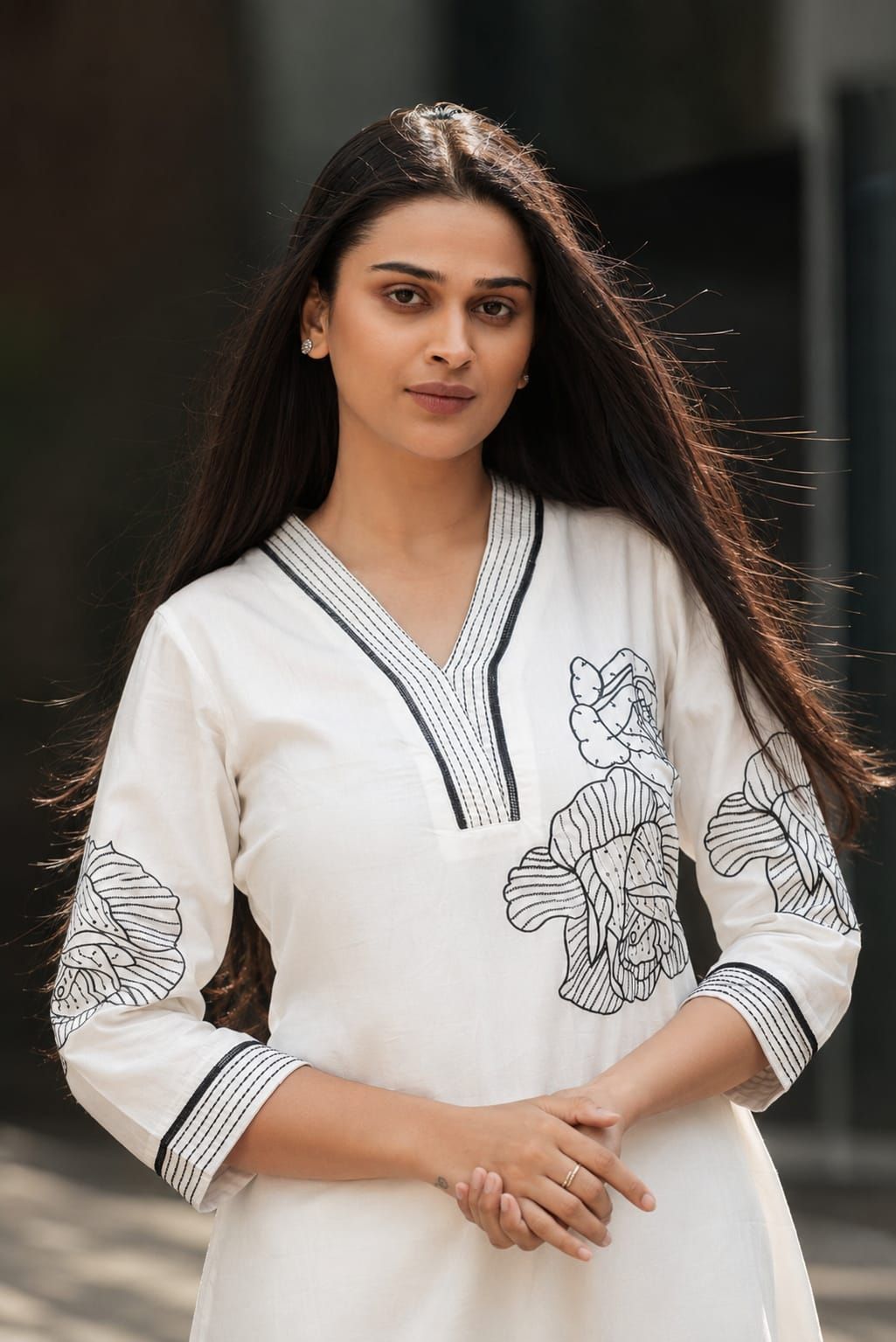White & Black Printed Cotton Satin Kurta, view 4