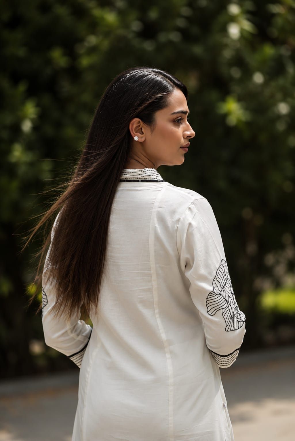 White & Black Printed Cotton Satin Kurta, view 6