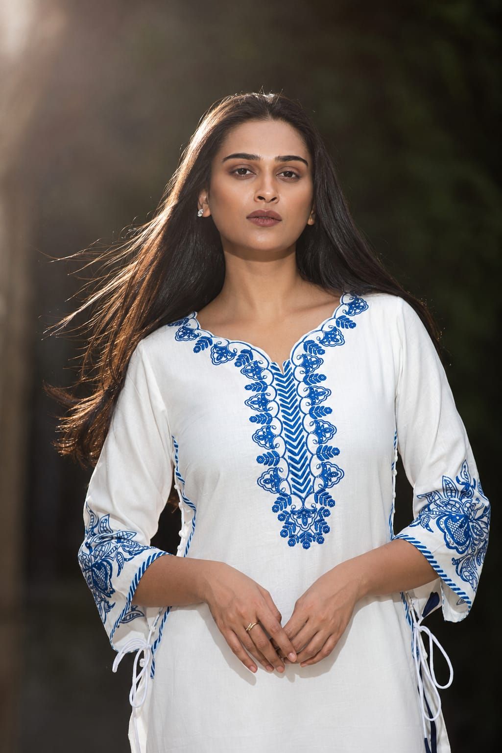 White & Blue Embroidered Cotton Kurta, view 7