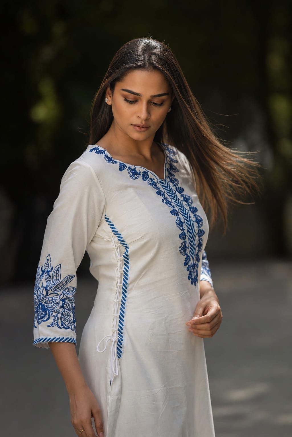 White & Blue Embroidered Cotton Kurta, view 8