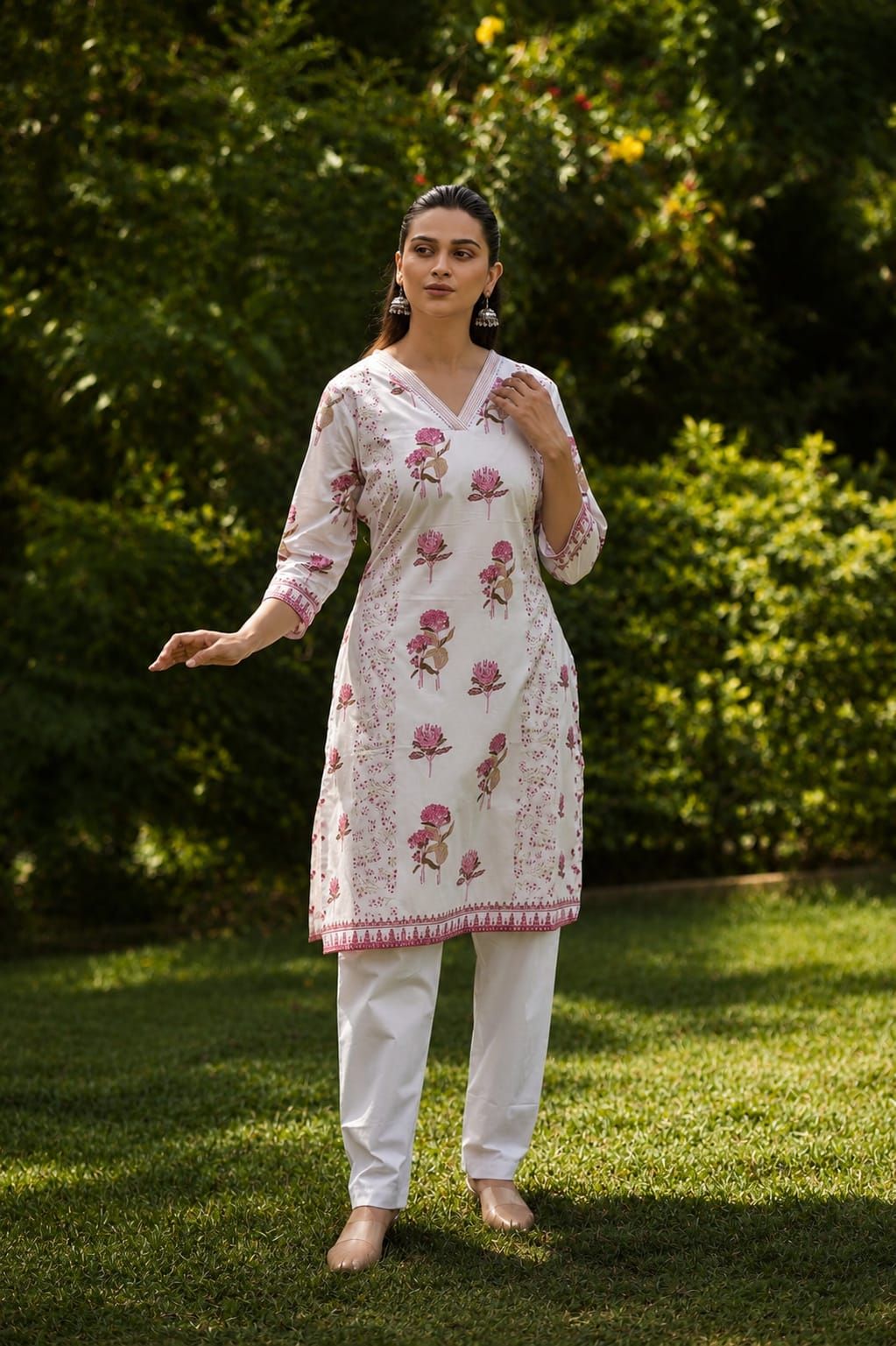 White & Pink Floral Printed Cotton Straight Kurta Pant Set, view 3
