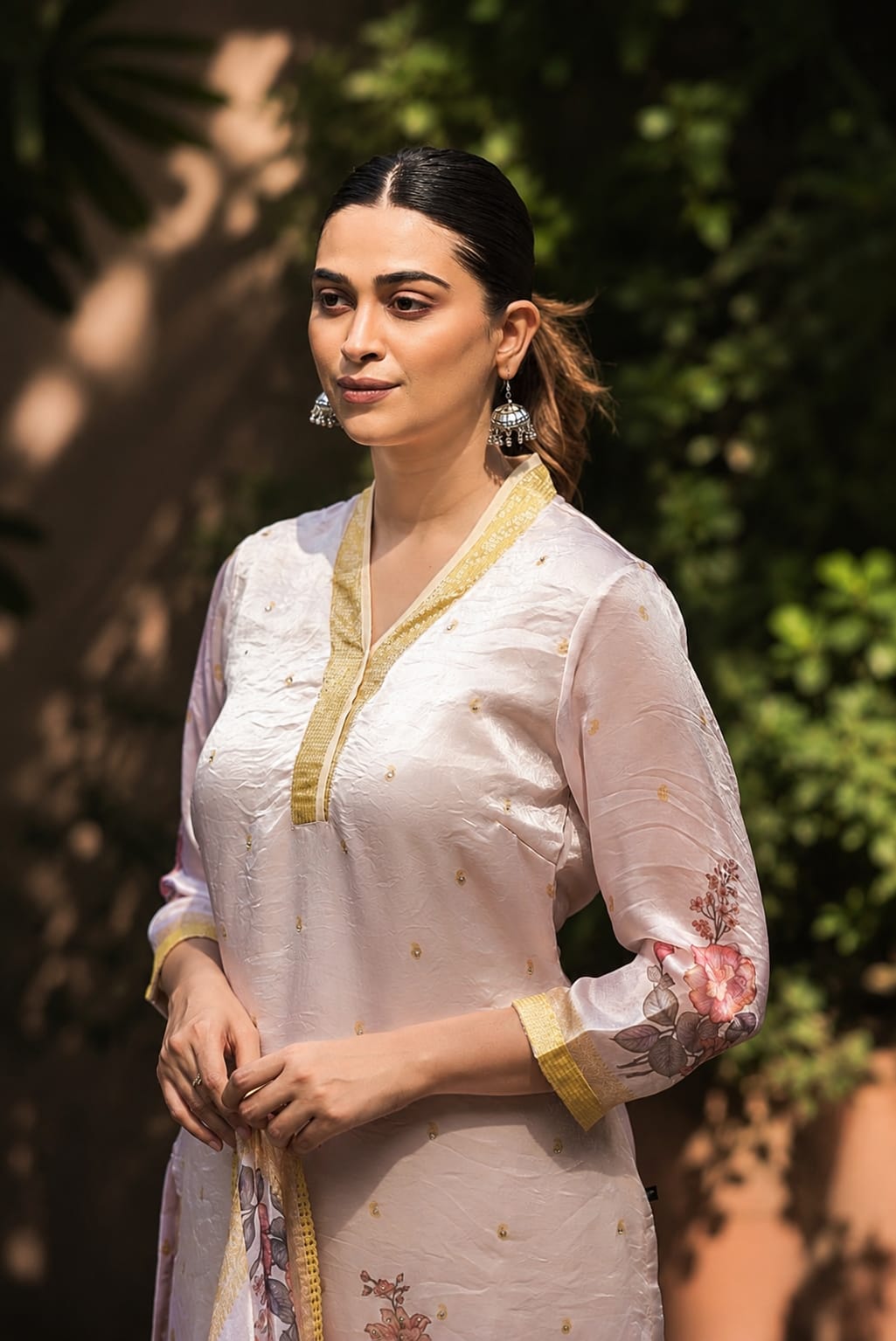 Lavender Floral Printed Fendy Silk Straight Kurta Pant Dupatta Set